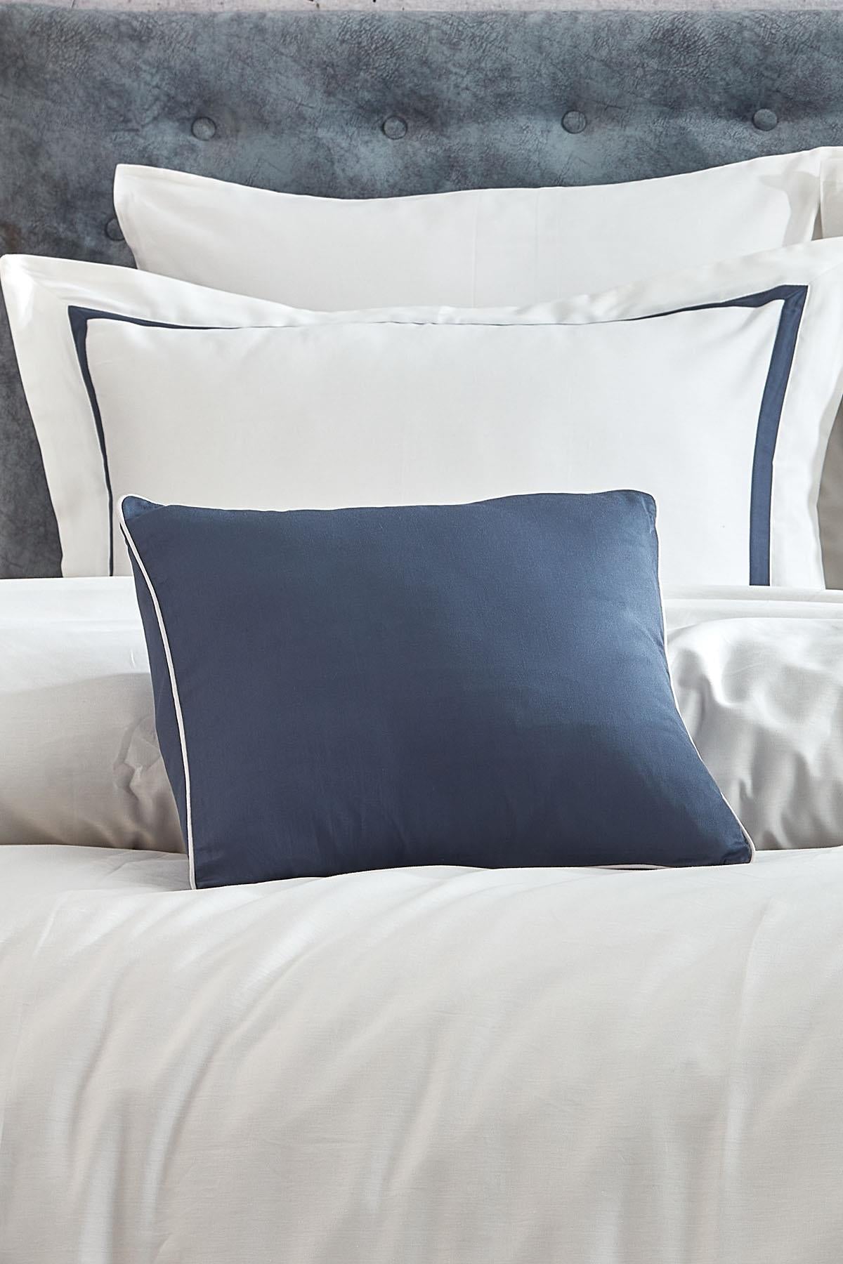 Carisma Piped Cotton Sateen Super King Size 7-Piece Duvet Cover Set