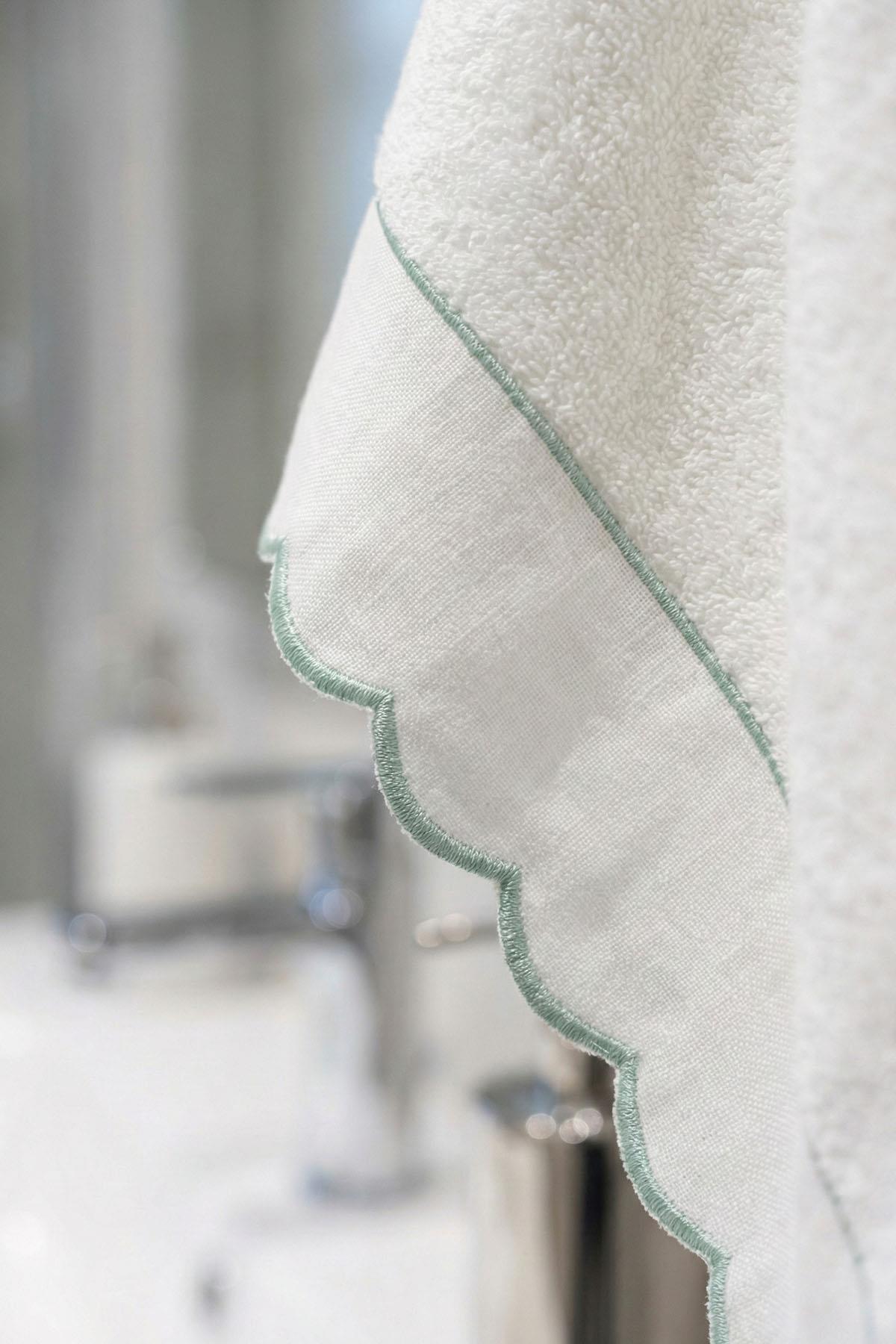 Elora Striped Embroidered Hand Towel (30 x 50 cm)
