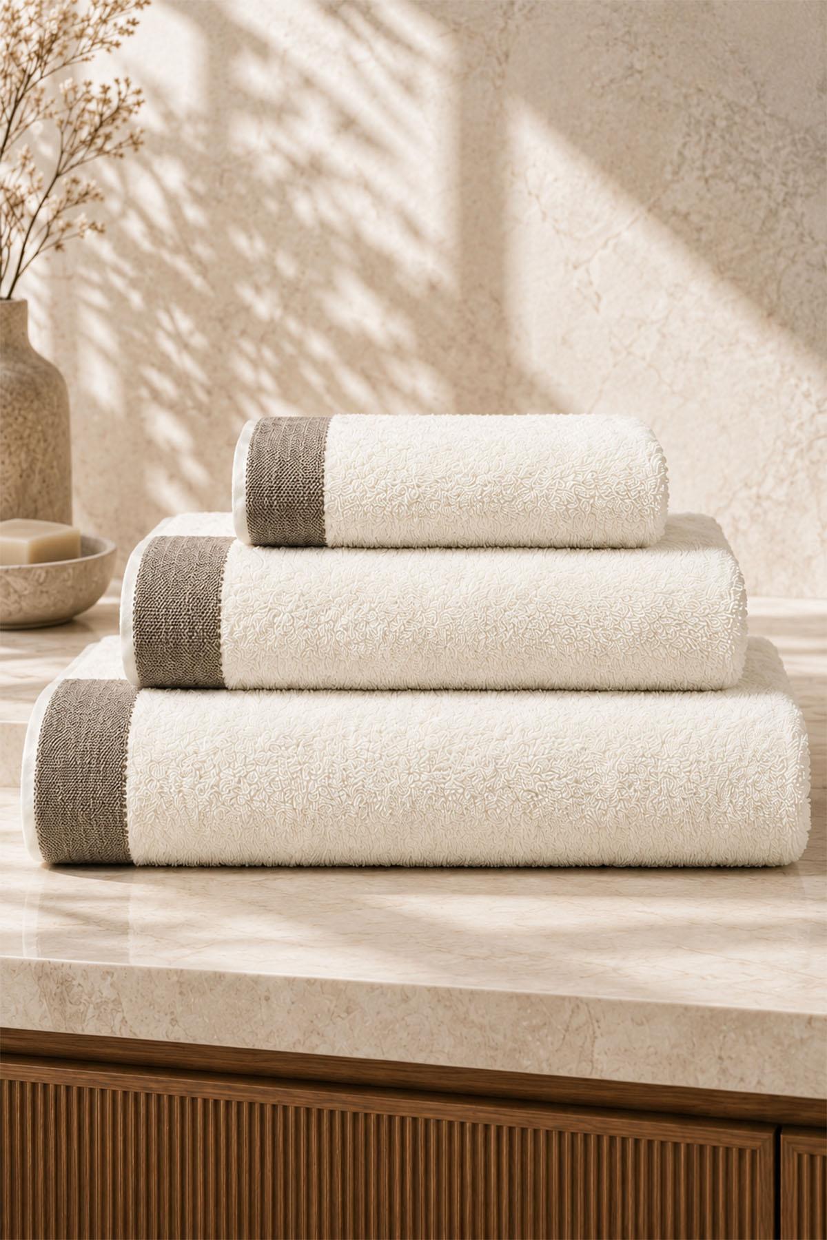 Pofina Low Twist Fluffy Face Towel (50 x 90 cm)