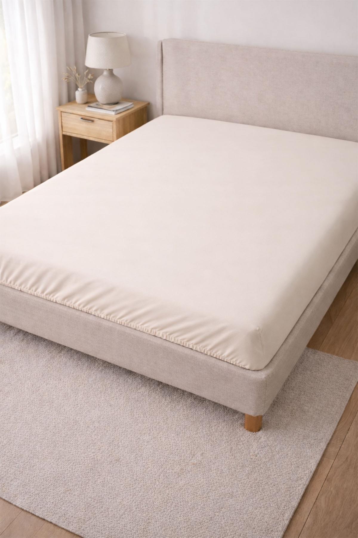 Basic Cotton Satin Super King Size Full Fitted Sheet (200 x 200 cm)