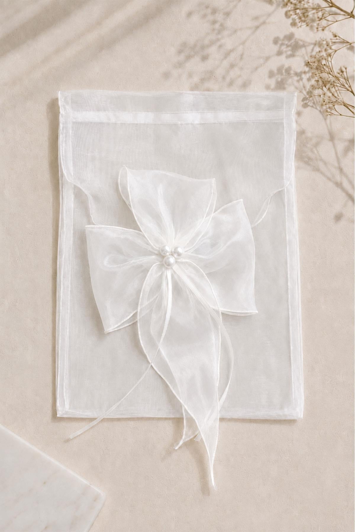 Pearl Flower Detailed Gift Bag
