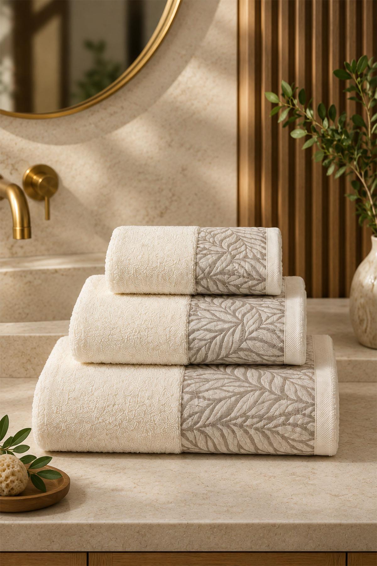 Sage Leaf Pattern Hand Towel (30 x 50 cm)